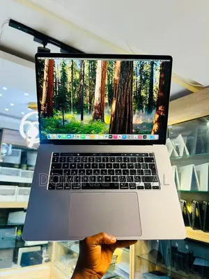Laptop Apple MacBook Pro 2019 64GB Intel Core i9 SSD 1T