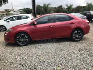 Toyota Corolla S 4dr Sedan (1.8L 4cyl CVT) 2016 Red