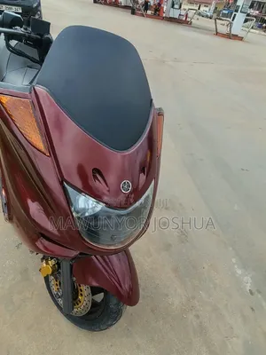 Yamaha Majesty 2021