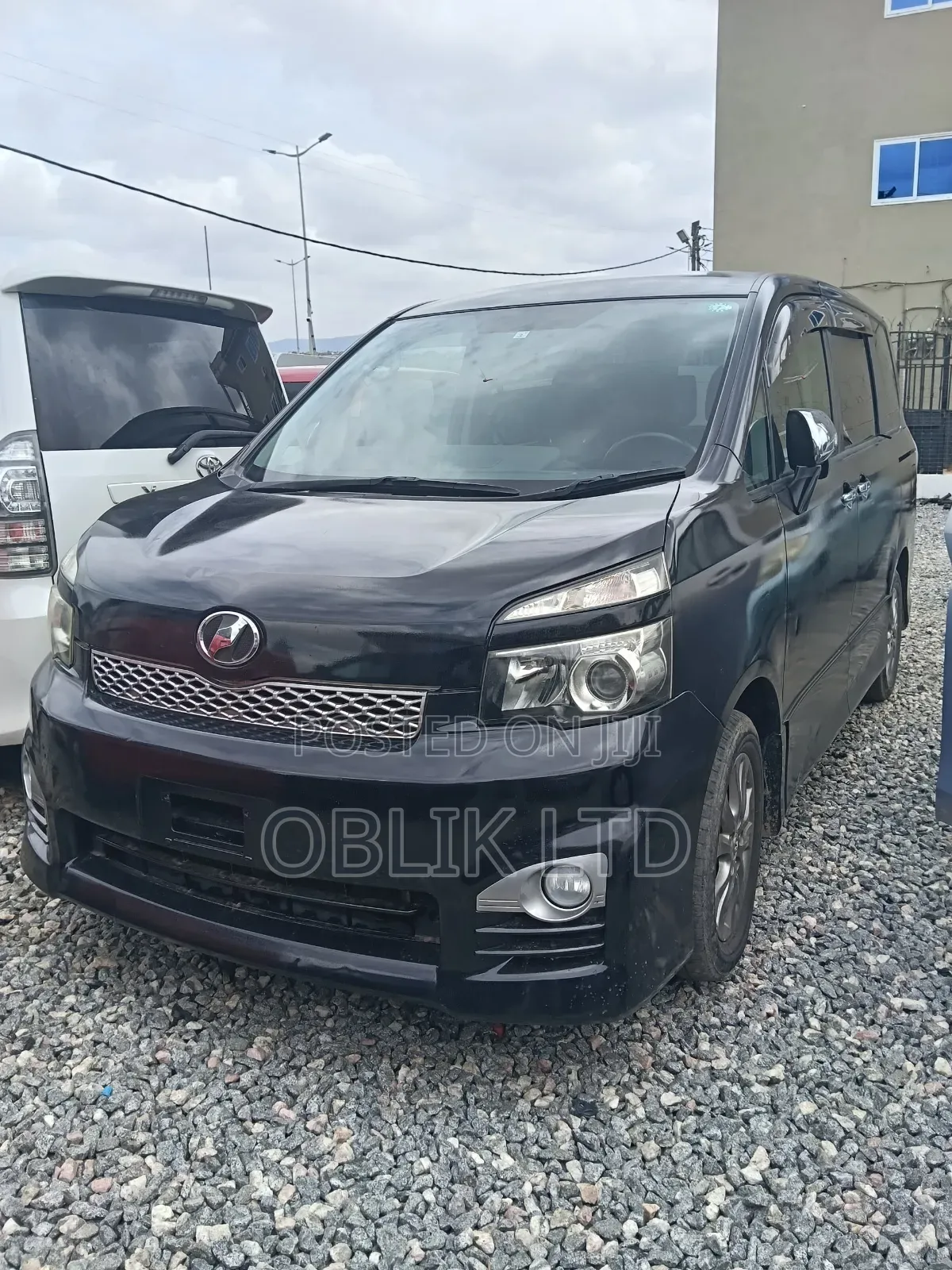Toyota Voxy 2010 Black