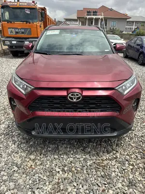 Toyota RAV4 2019 Red