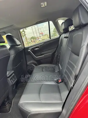 Toyota RAV4 2019 Red