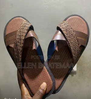 Men Classic Slippers