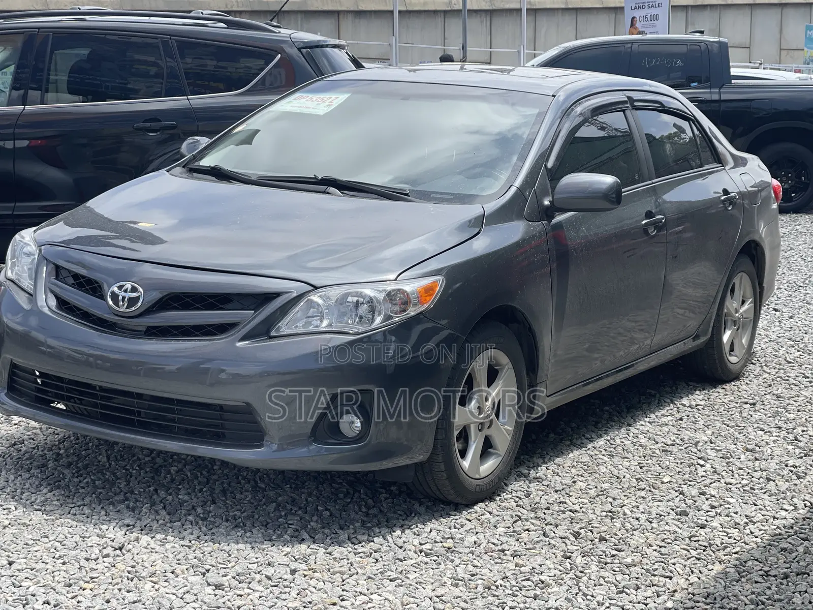 Toyota Corolla LE Special Edition 4dr Sedan (1.8L 4cyl 4A) 2013 Gray