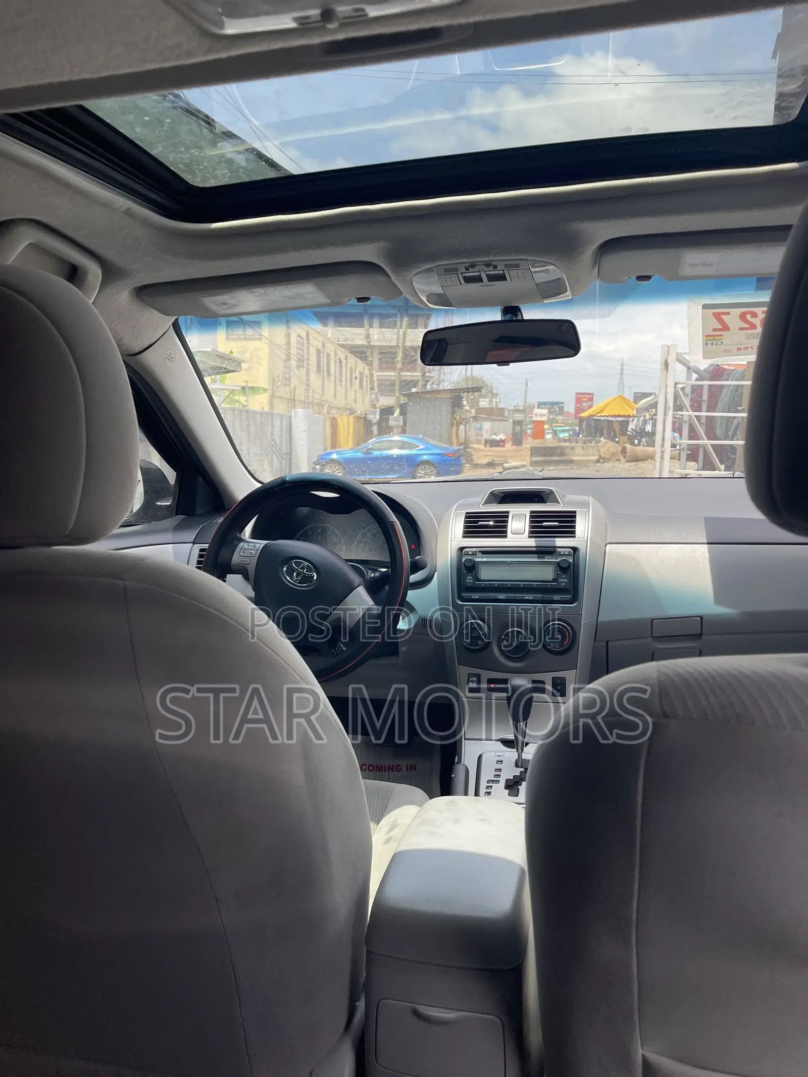 Toyota Corolla LE Special Edition 4dr Sedan (1.8L 4cyl 4A) 2013 Gray