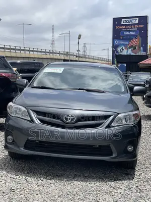 Toyota Corolla LE Special Edition 4dr Sedan (1.8L 4cyl 4A) 2013 Gray