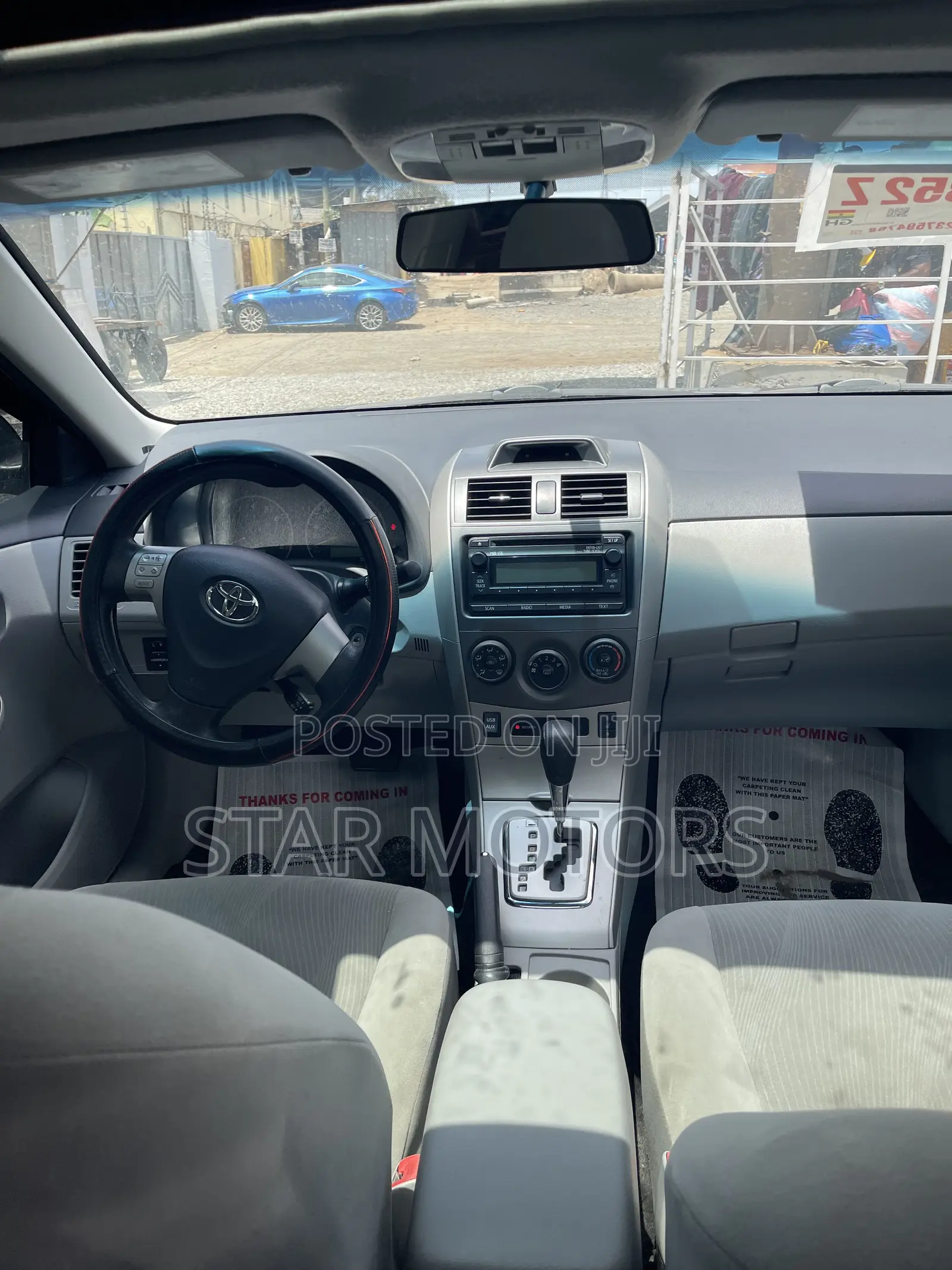 Toyota Corolla LE Special Edition 4dr Sedan (1.8L 4cyl 4A) 2013 Gray