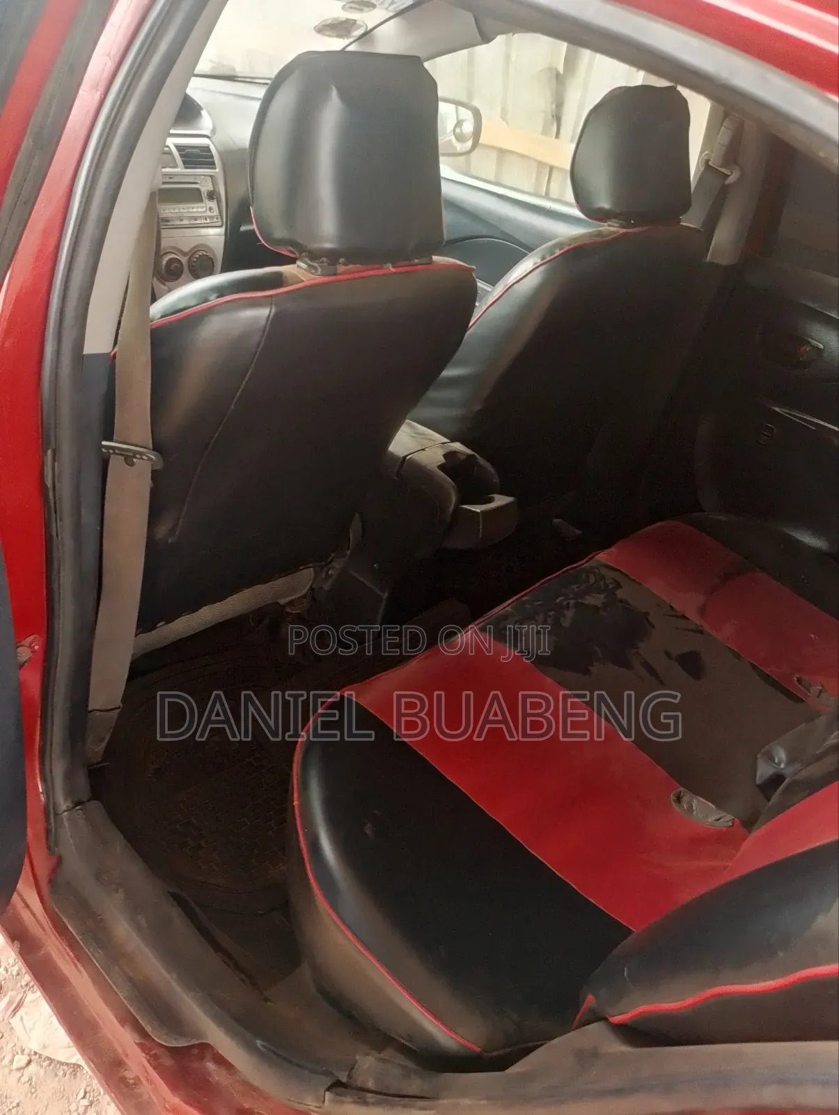 Toyota Yaris 2010 Red