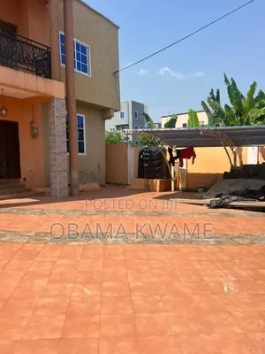 4bdrm House in Laryea Homes, Kwabenya for sale