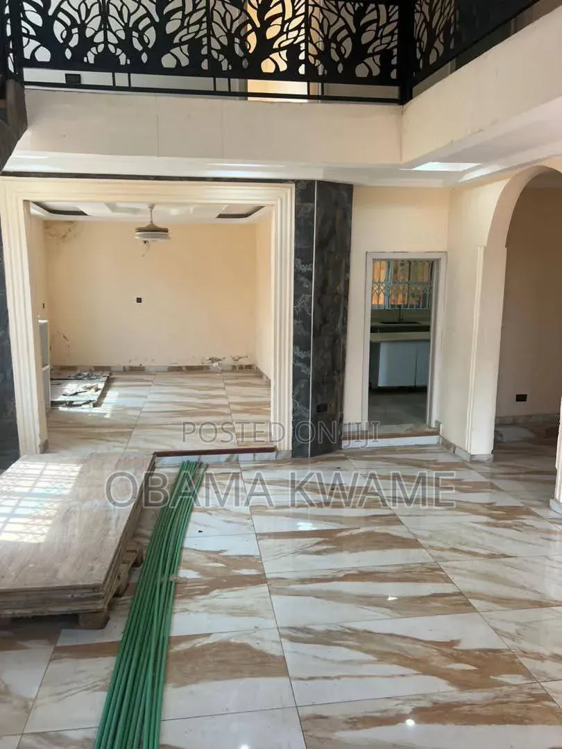 4bdrm House in Laryea Homes, Kwabenya for sale