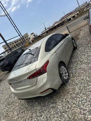Hyundai Accent Limited 2018 Gold