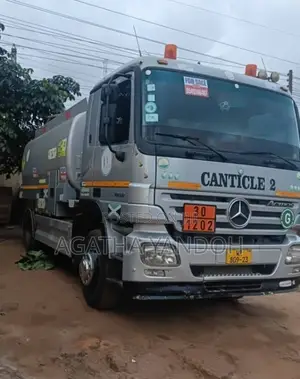 Mercedes-Benz Actros Fuel Tanker