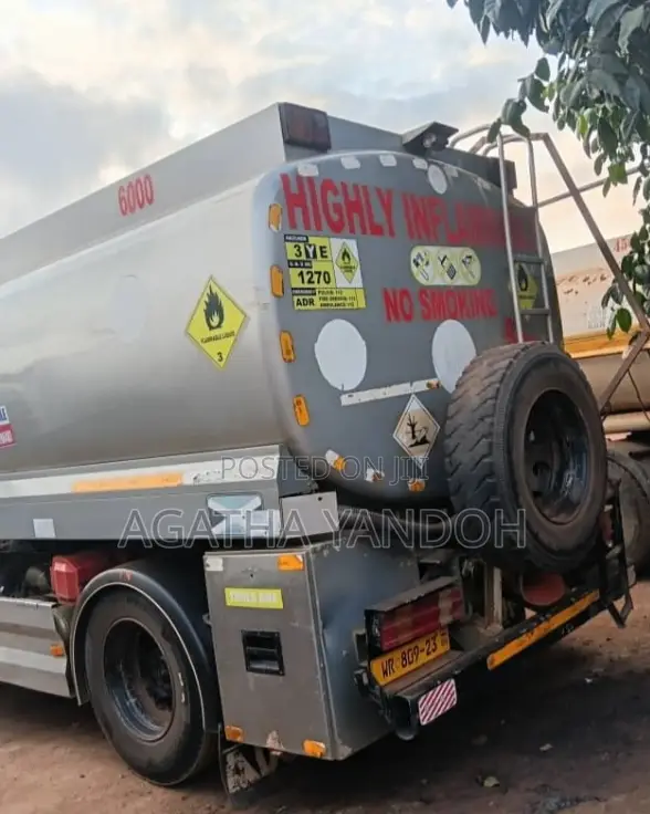 Mercedes-Benz Actros Fuel Tanker
