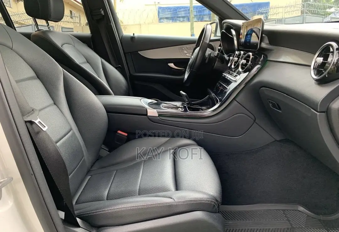 Mercedes-Benz GLC-Class 2022 White