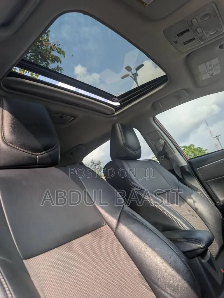 Toyota Corolla 2017 Red