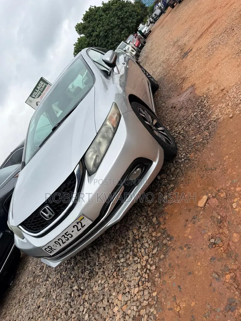 Honda Civic EX-L 4dr Sedan (1.8L 4cyl CVT) 2015 Silver