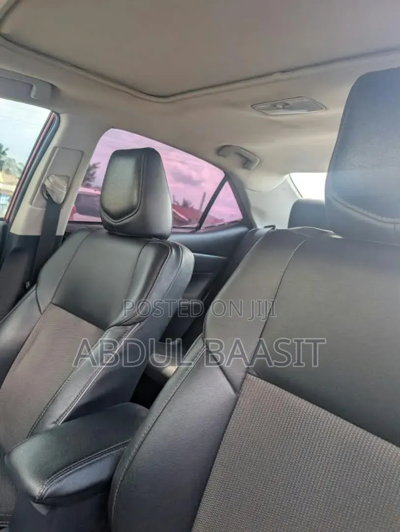 Toyota Corolla 2017 Red