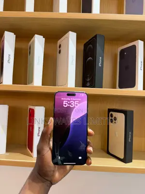 New Apple iPhone 15 Pro Max 256 GB Black