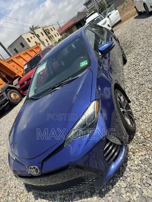 Toyota Corolla SE Special Edition 4dr Sedan (1.8L 4cyl CVT) 2017 Blue
