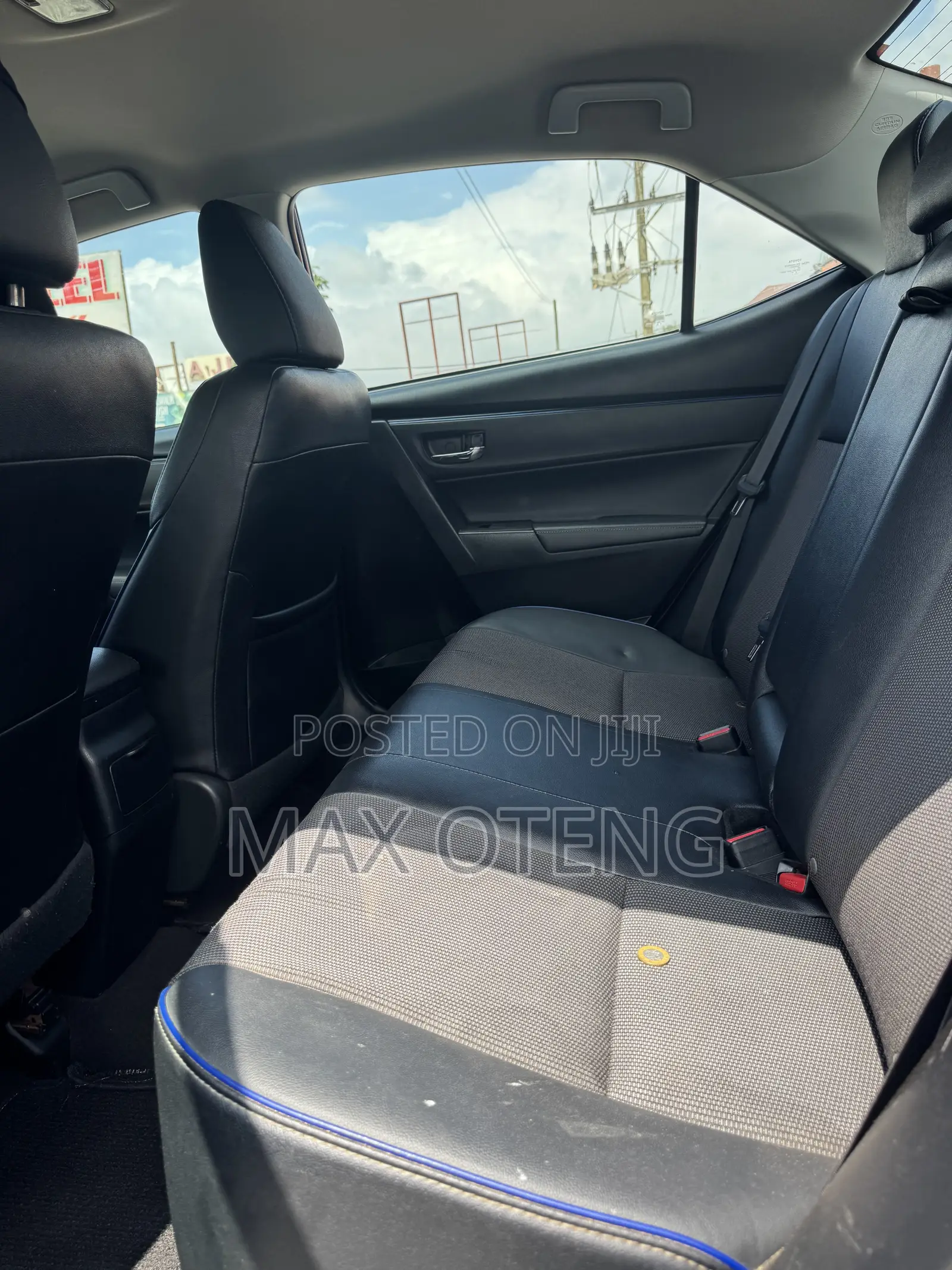 Toyota Corolla SE Special Edition 4dr Sedan (1.8L 4cyl CVT) 2017 Blue