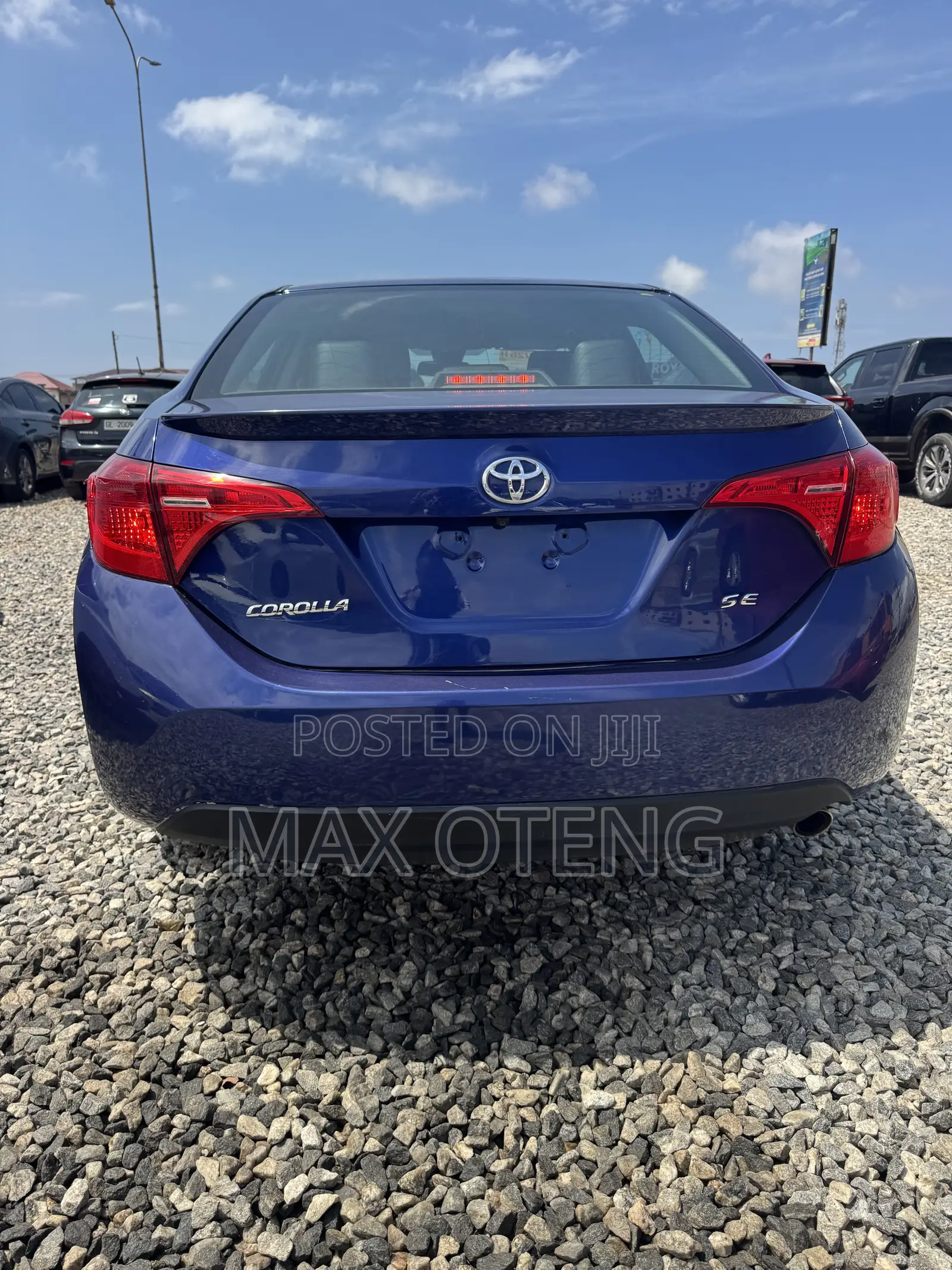 Toyota Corolla SE Special Edition 4dr Sedan (1.8L 4cyl CVT) 2017 Blue