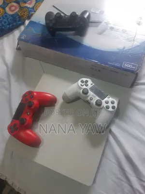 Ps4 Slim With 3 Controllers and Games