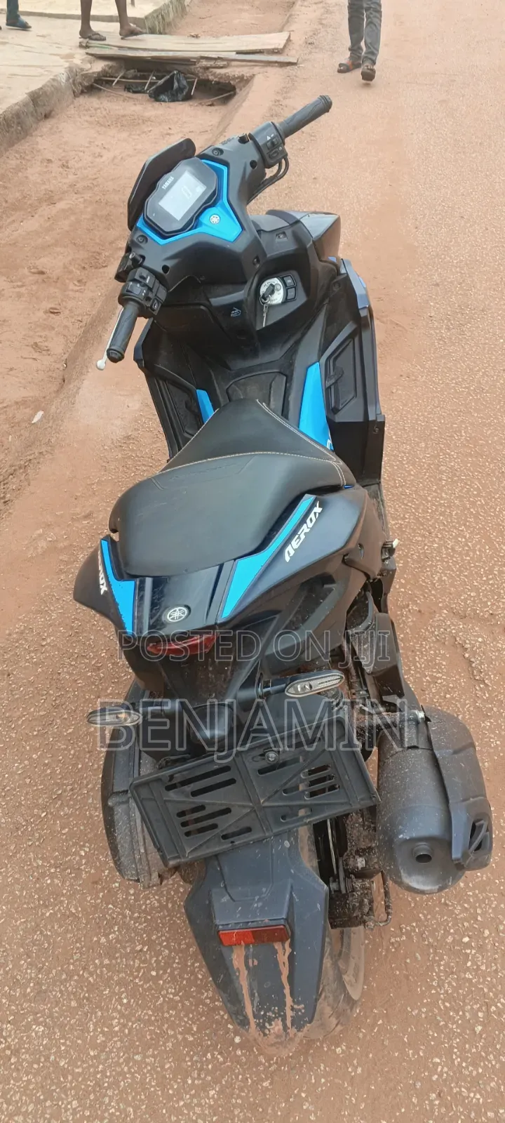 Yamaha Aerox 2025 Blue