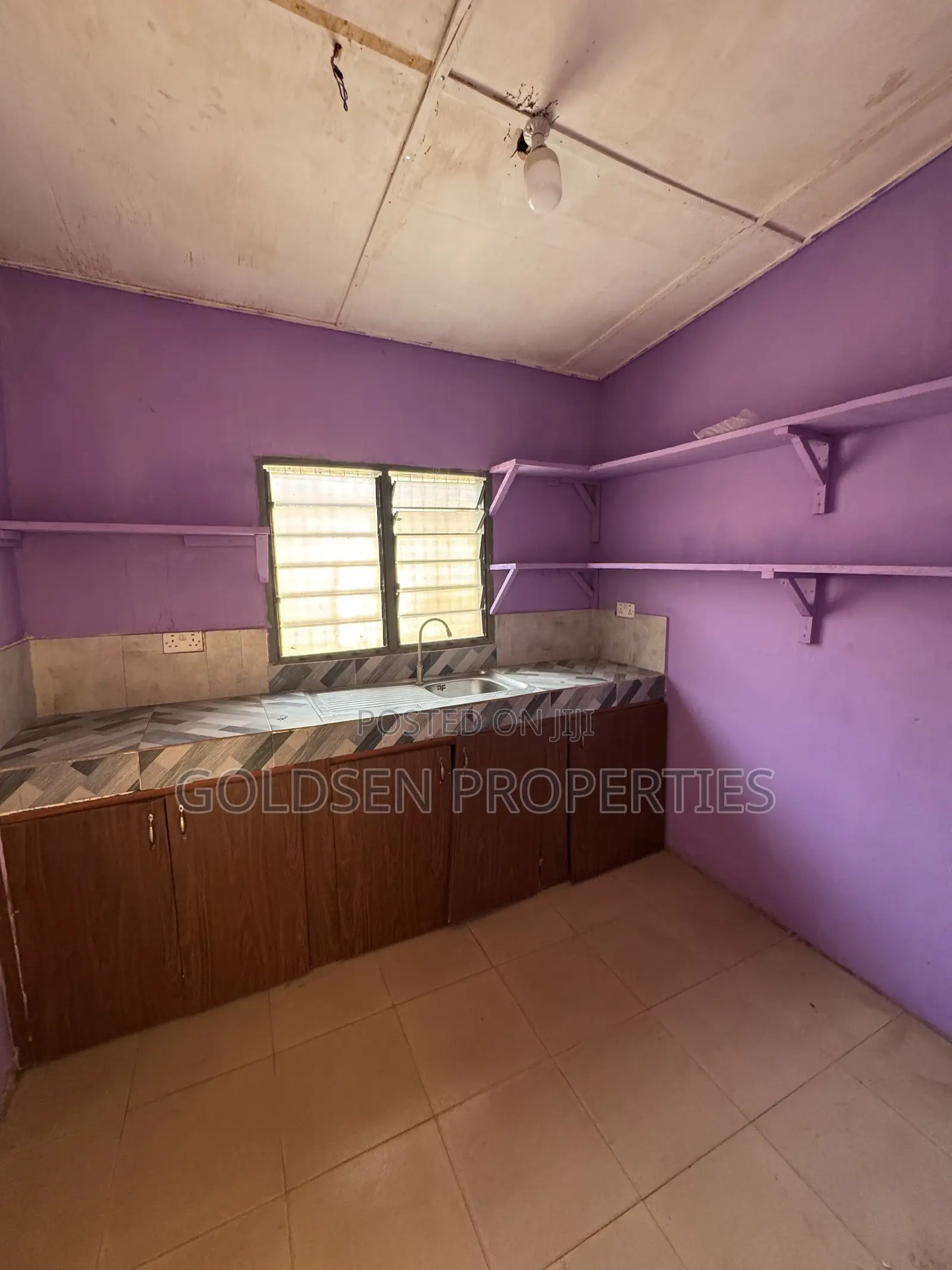 1bdrm Apartment in Mile 7 for rent
