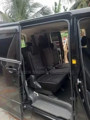 Toyota Voxy X 2WD 8-Seater 2009 Black