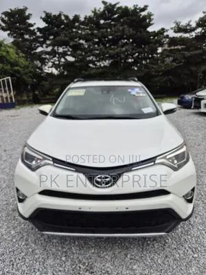 Toyota RAV4 2018 White