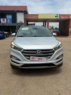 Hyundai Tucson Limited AWD 2016 Gray