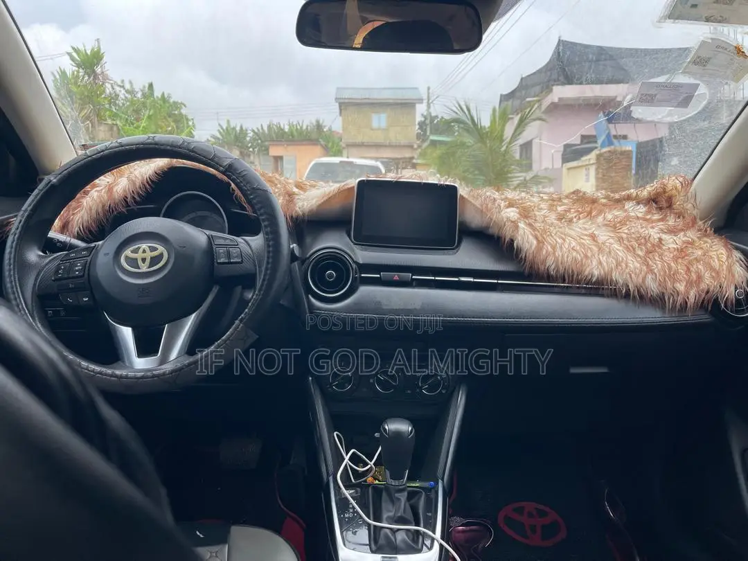 Toyota Yaris iA 1.5 FWD 2018 Black