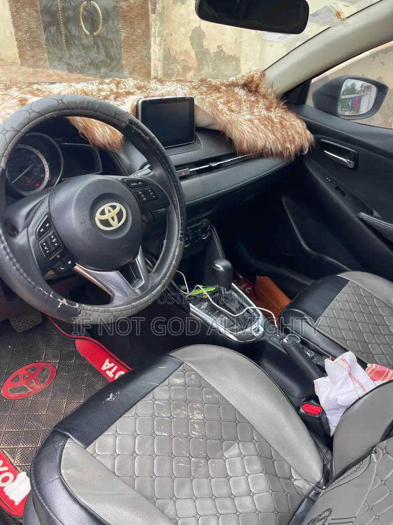 Toyota Yaris iA 1.5 FWD 2018 Black