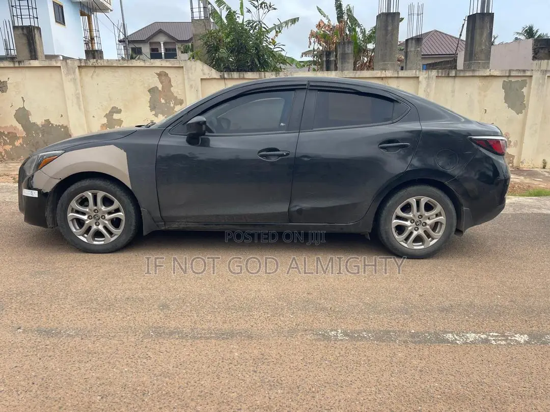 Toyota Yaris iA 1.5 FWD 2018 Black