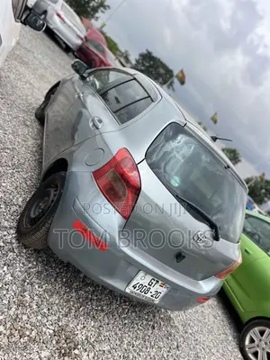 Toyota Vitz 2010 Gray