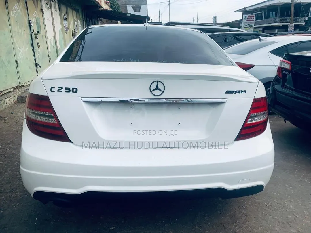 Mercedes-Benz C250 2014 White