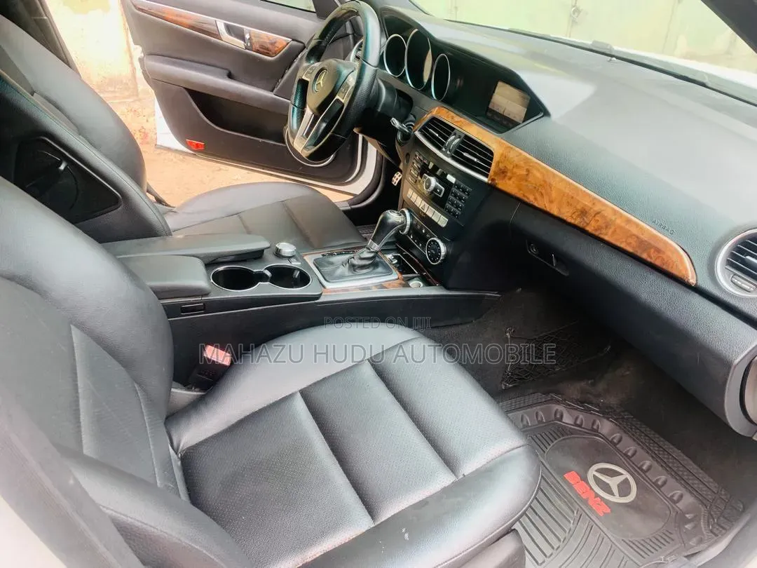 Mercedes-Benz C250 2014 White