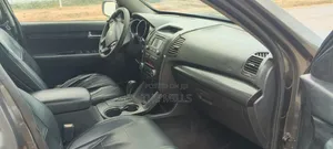 Kia Sorento 2012 Brown