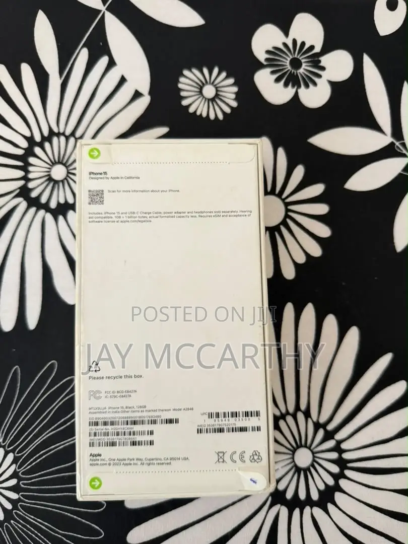 New Apple iPhone 15 128 GB Black