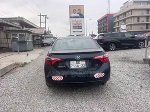 Toyota Corolla 2017 Black