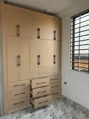 Modern 3-in-1 Wardrobe