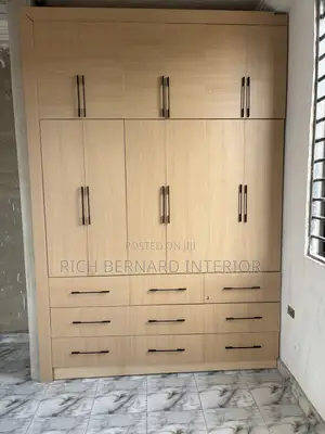 Modern 3-in-1 Wardrobe