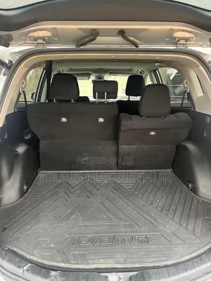 Toyota RAV4 Adventure 4dr SUV AWD (2.5L 4cyl 6A) 2018 Silver
