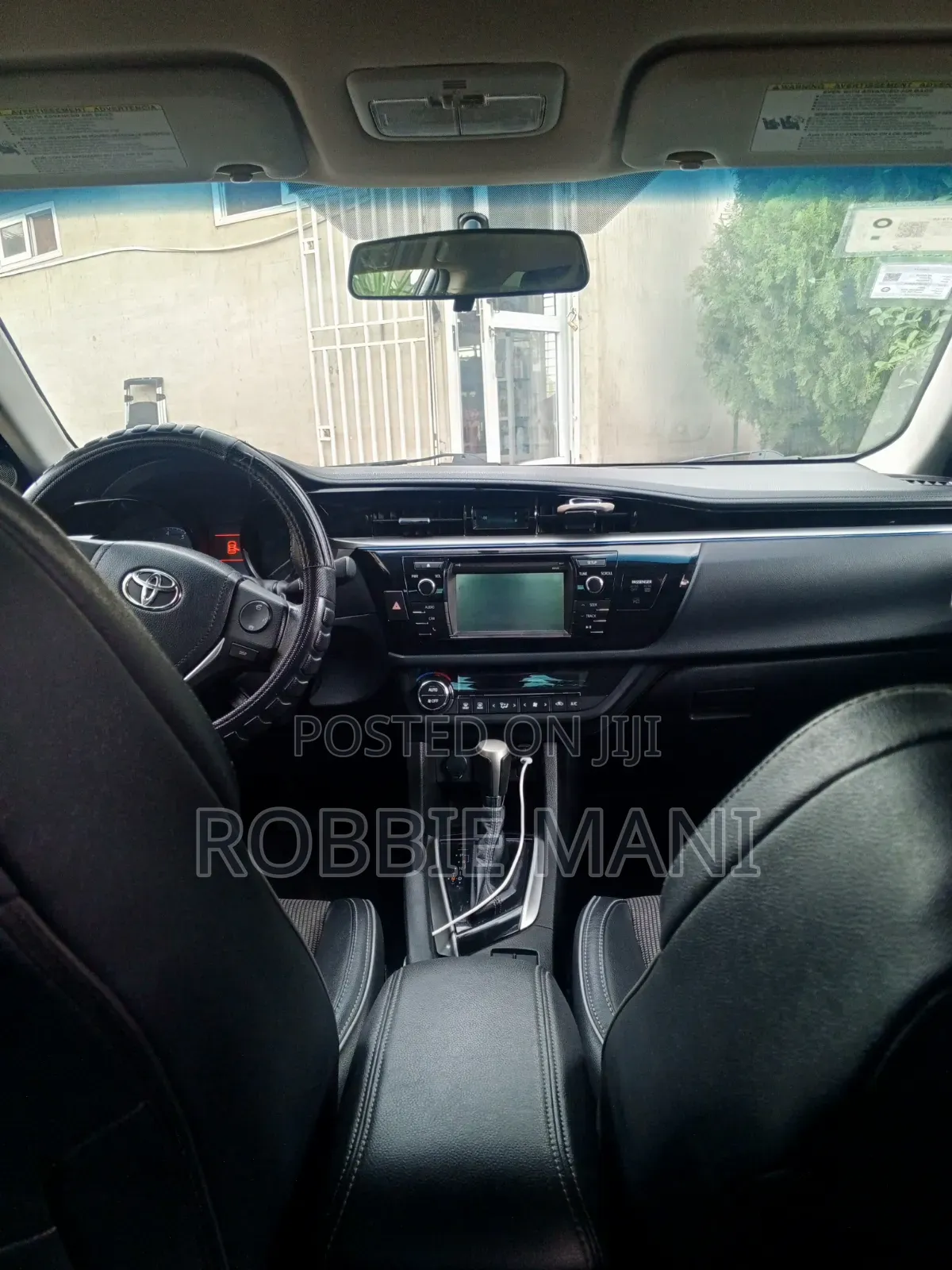 Toyota Corolla S 4dr Sedan (1.8L 4cyl CVT) 2015 Gray