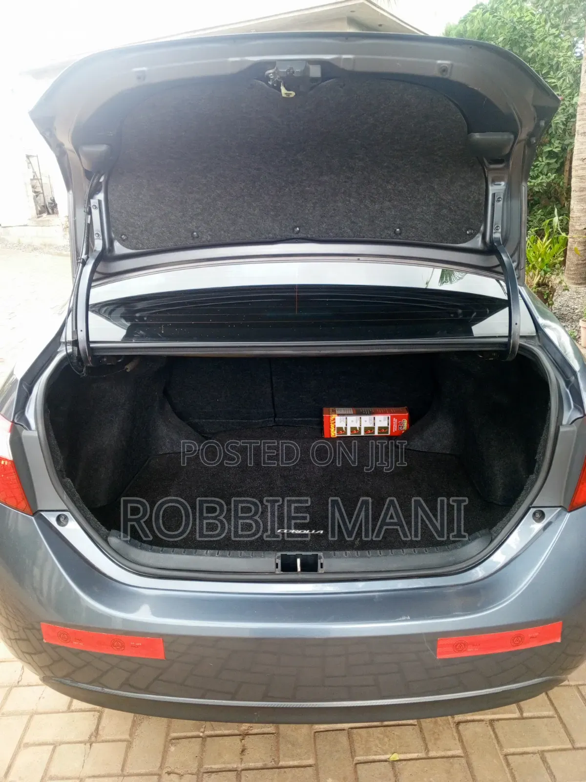 Toyota Corolla S 4dr Sedan (1.8L 4cyl CVT) 2015 Gray