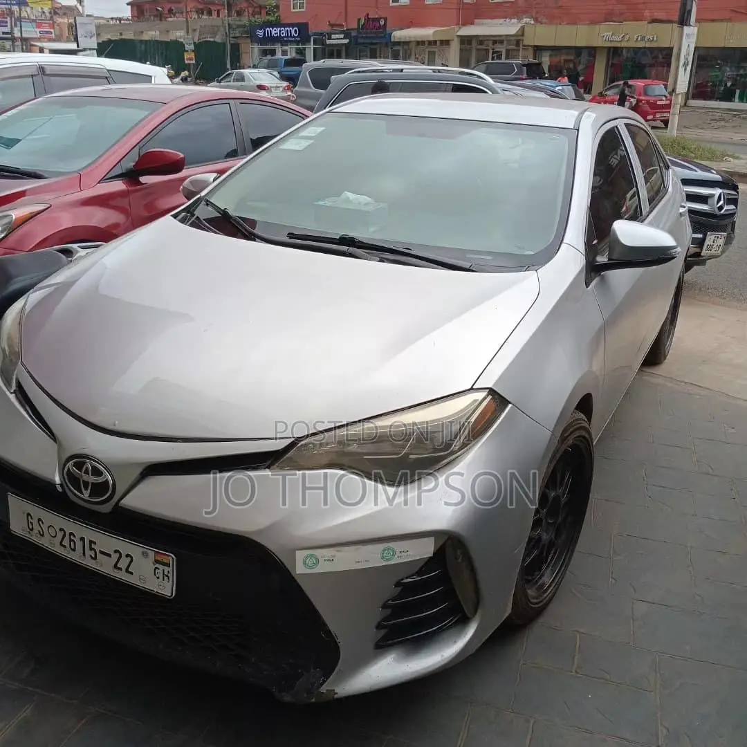 Toyota Corolla 2017 Silver