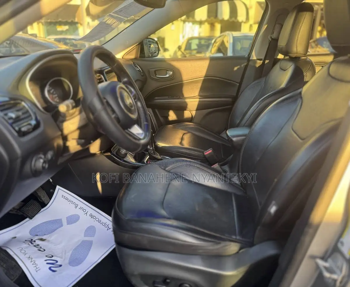 Jeep Compass Latitude 4x4 2019 Black