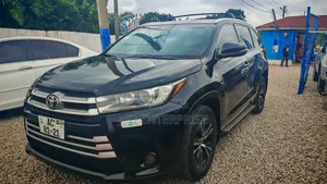 Toyota Highlander XLE V6 4x4 (3.5L 6cyl 6A) 2016 Black