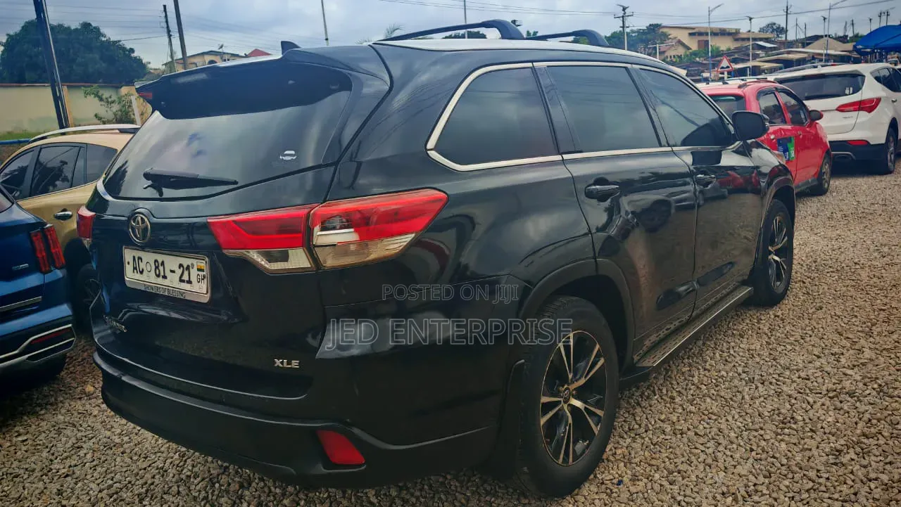 Toyota Highlander XLE V6 4x4 (3.5L 6cyl 6A) 2016 Black