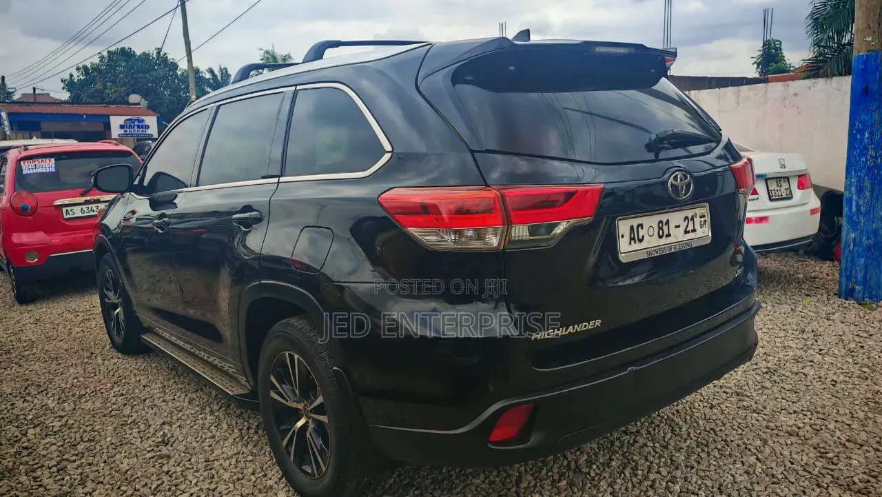 Toyota Highlander XLE V6 4x4 (3.5L 6cyl 6A) 2016 Black